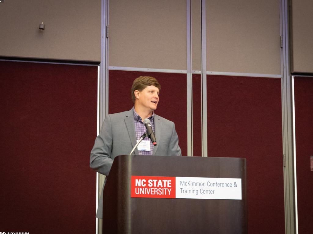 ឱកាសការងារក្នុងការកែលម្អជំនាញ